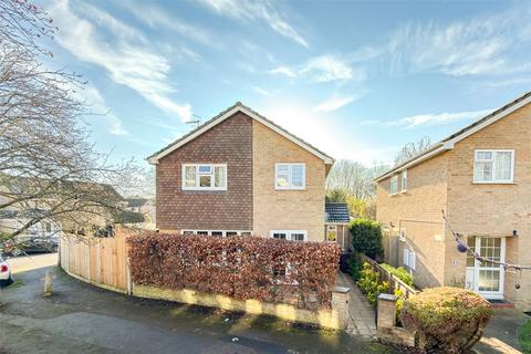undefined, Alzey Gardens, Harpenden, Hertfordshire, AL5
