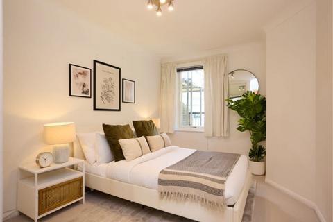 1 bedroom flat to rent, Conant Mews (ex £150pcm for bills)