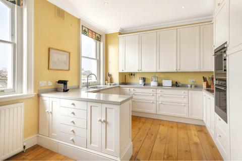 undefined, Queen's Gate Terrace, South Kensington, London