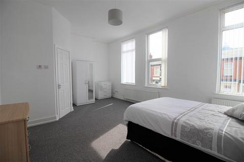undefined, Liverpool L22