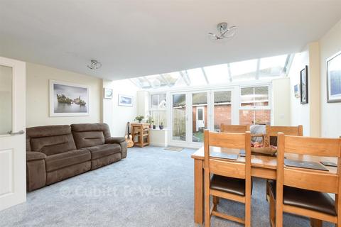 undefined, Brookfield Drive, Horley, Surrey