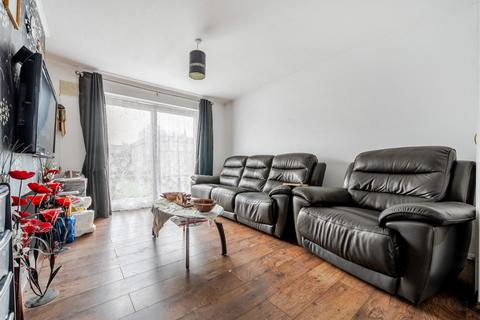 2 bedroom end of terrace house for sale, Keats Road, Larkfield, Aylesford
