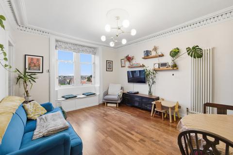 2 bedroom flat for sale, 153 (3F1) Granton Road, Granton, Edinburgh, EH5