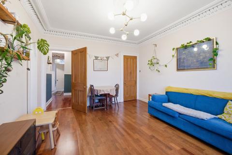 2 bedroom flat for sale, 153 (3F1) Granton Road, Granton, Edinburgh, EH5