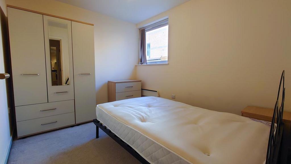 Apartment in Leicester - View 3