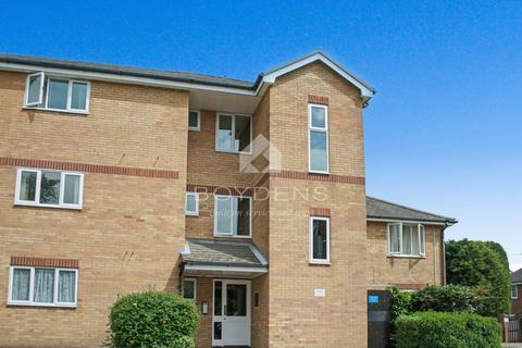 2 bedroom flat to rent, Cannons Court, Colchester CO2