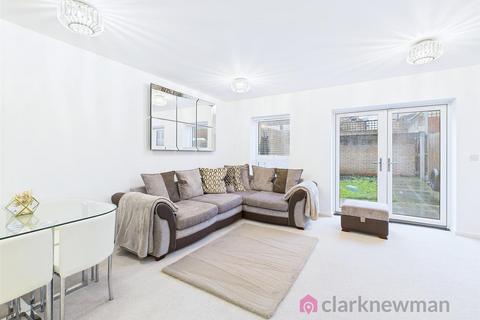 3 bedroom end of terrace house for sale, Iceni Square, Harlow CM18