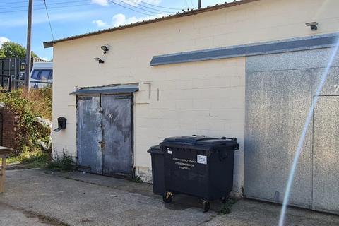 Warehouse to rent, Church Ln Horsham RH13 6LU