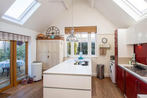 3 bedroom detached house for sale, Frambury Lane, Newport CB11