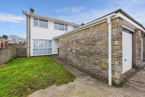 3 bedroom semi-detached house to rent, Mur Gwyn, Rhiwbina, Cardiff . CF14