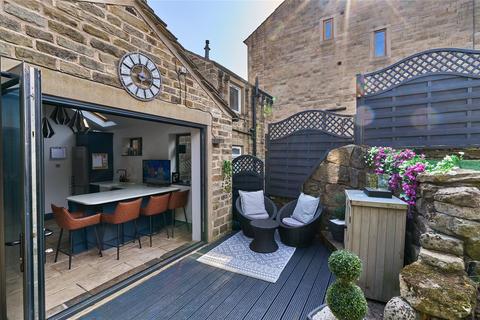 4 bedroom terraced house for sale, Paris Road, Scholes, Holmfirth, West Yorkshire, HD9