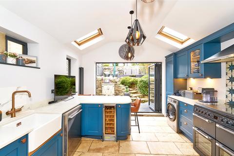 4 bedroom terraced house for sale, Paris Road, Scholes, Holmfirth, West Yorkshire, HD9