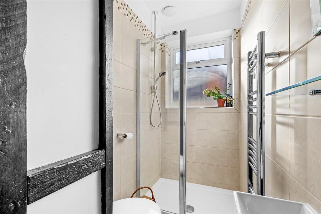 36 Coningsby Rd, HP13 5 NY-5.jpg