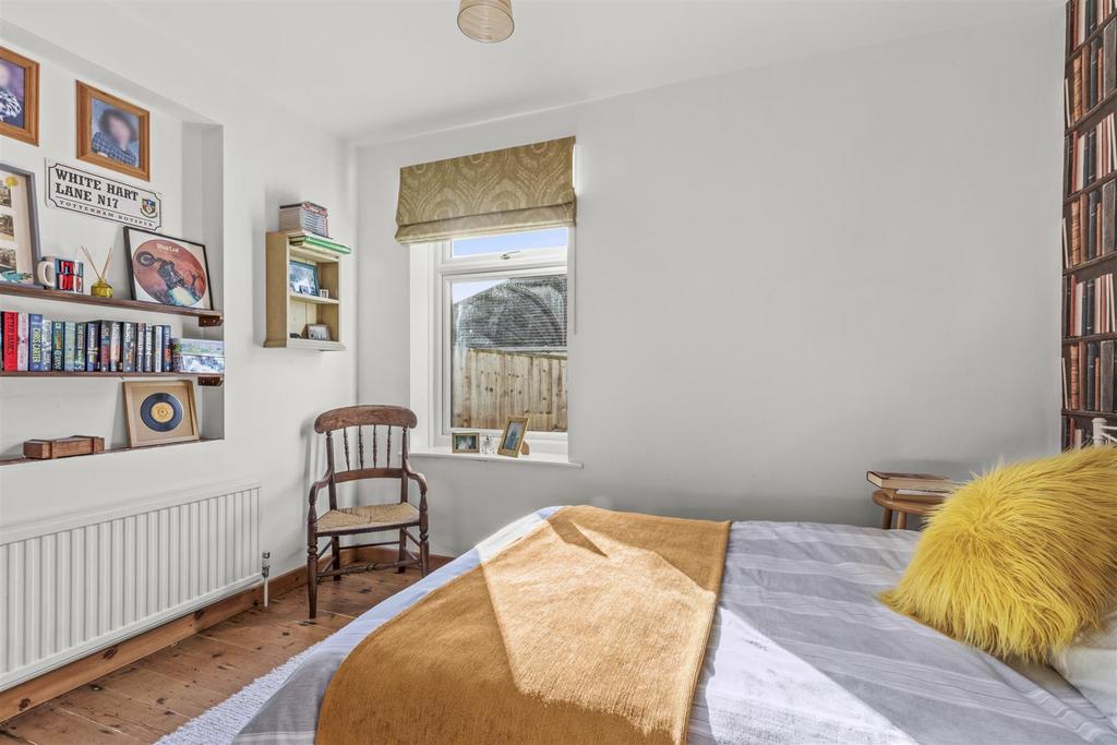 36 Coningsby Rd, HP13 5 NY-6.jpg