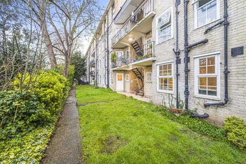 undefined, West Barnes Lane, New Malden, Surrey, KT3