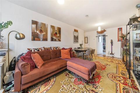 3 bedroom apartment for sale, Neville Gill Close, London