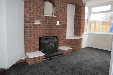 3 bedroom semi-detached house to rent, McEwan Gardens, Newcastle Upon Tyne NE4