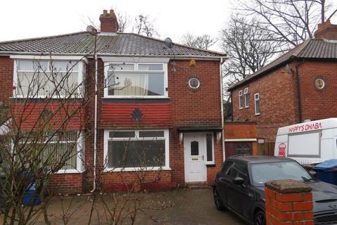 3 bedroom semi-detached house to rent, McEwan Gardens, Newcastle Upon Tyne NE4