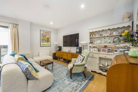 3 bedroom flat for sale, Grove Vale, London SE22