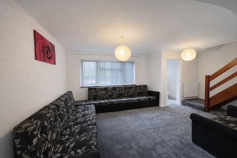 5 bedroom detached house to rent, Warren Wood Drive, High Wycombe