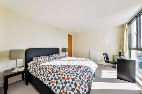 2 bedroom flat to rent, Fulham Road, Chelsea, London, SW10