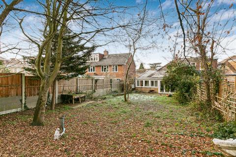 undefined, Wingfield Road, Kingston Upon Thames KT2