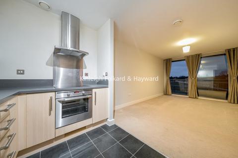 1 bedroom flat to rent, Station Road, Orpington, Kent, BR6