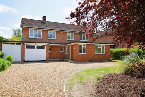 4 bedroom detached house to rent, Howard Lane, Boughton, NN2