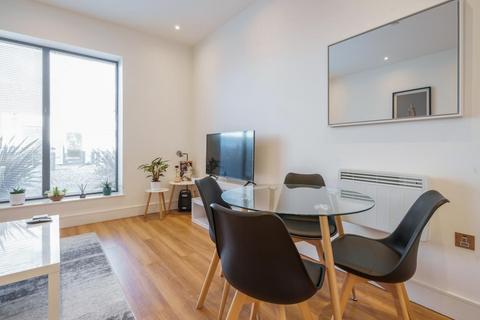 2 bedroom apartment to rent, Slough,  Berkshire,  SL1