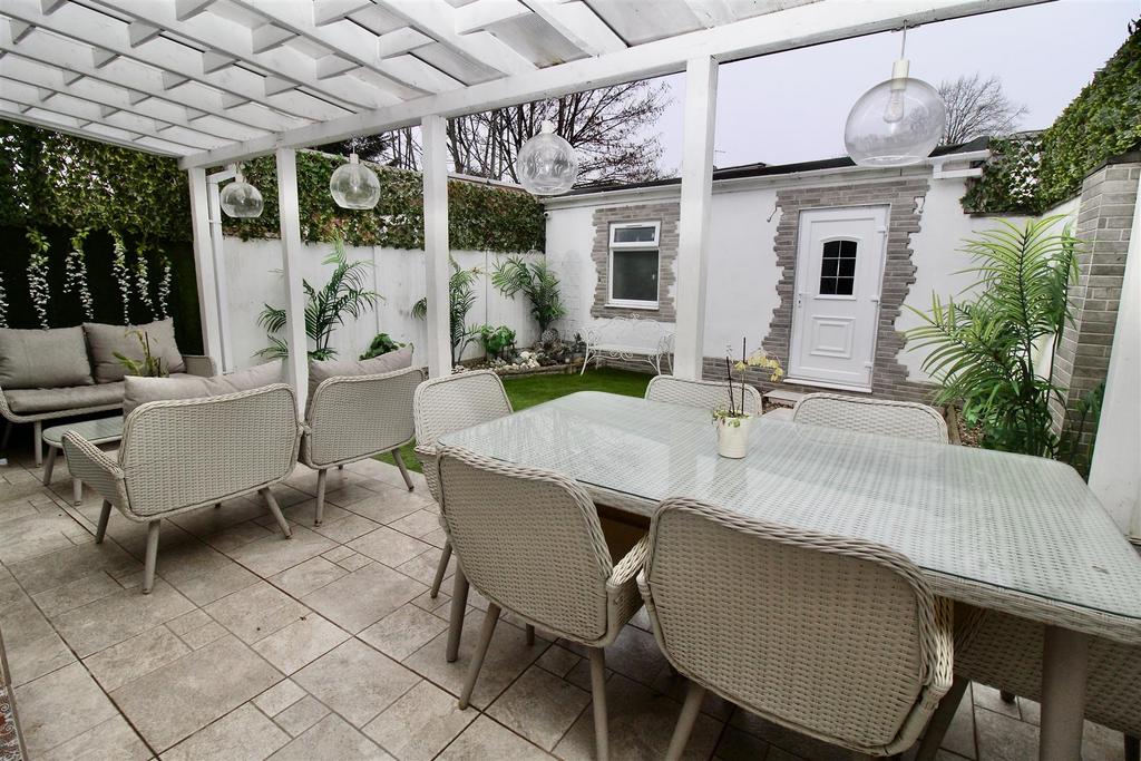 Covered Seating Area/ Outside Kitchen