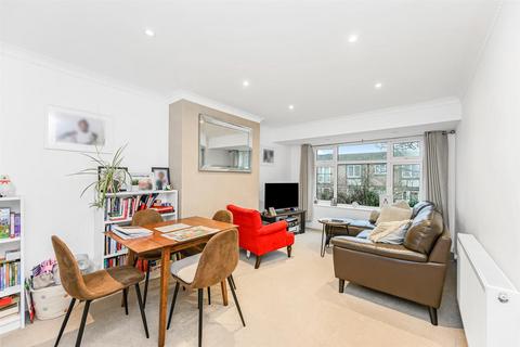 2 bedroom maisonette for sale, Chase Gardens, Chingford