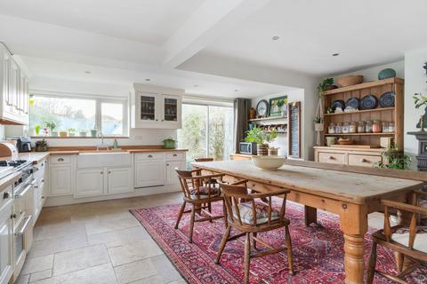 4 bedroom semi-detached house for sale, Manor Road, Dorchester DT1