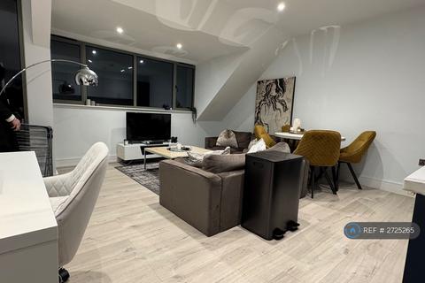 2 bedroom flat to rent, Lonpro Court, London, SW19