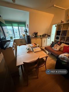 2 bedroom flat to rent, Crouch End, London, N8