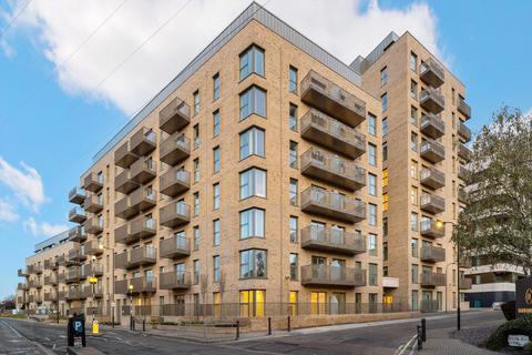 Potters Road, London, SW6