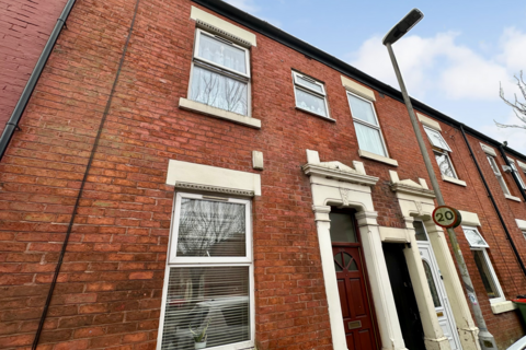3 bedroom terraced house for sale, Castleton Road, Preston PR1