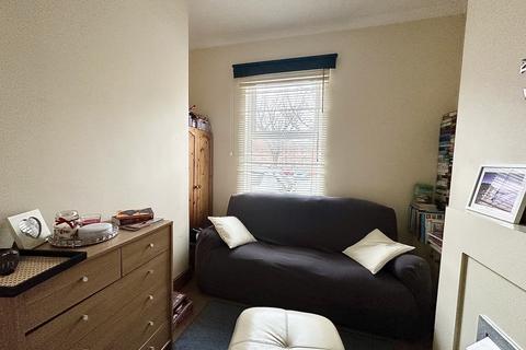 3 bedroom terraced house for sale, Castleton Road, Preston PR1