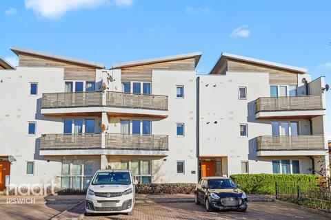 Hening Avenue, Ipswich