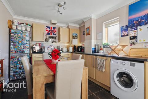 undefined, Hening Avenue, Ipswich