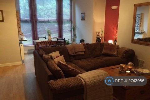 2 bedroom flat to rent, Westfield Terrace, Leeds, LS7