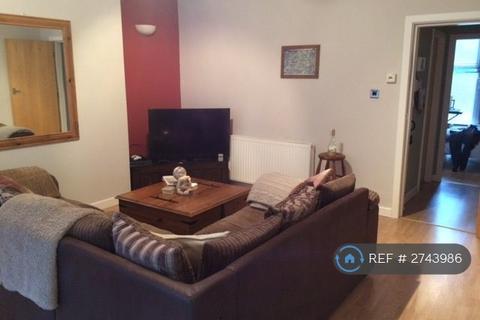 2 bedroom flat to rent, Westfield Terrace, Leeds, LS7