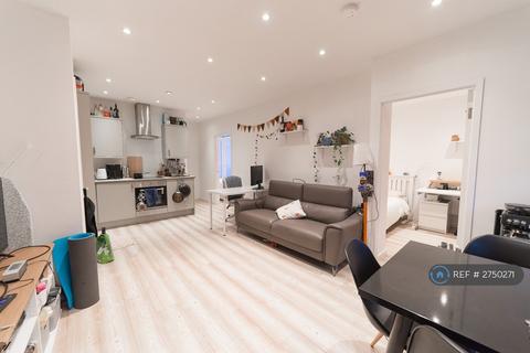 2 bedroom flat to rent, Mowlem Street, London, E2