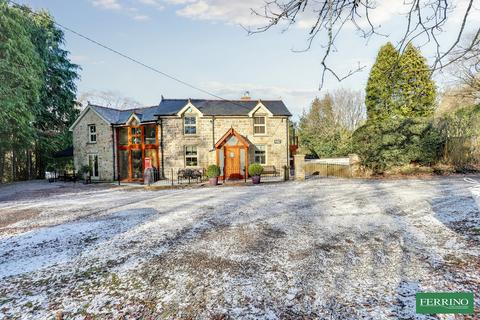 undefined, (and 2 Bed Annex), Berry Hill, Coleford, Gloucestershire. GL16 8QN