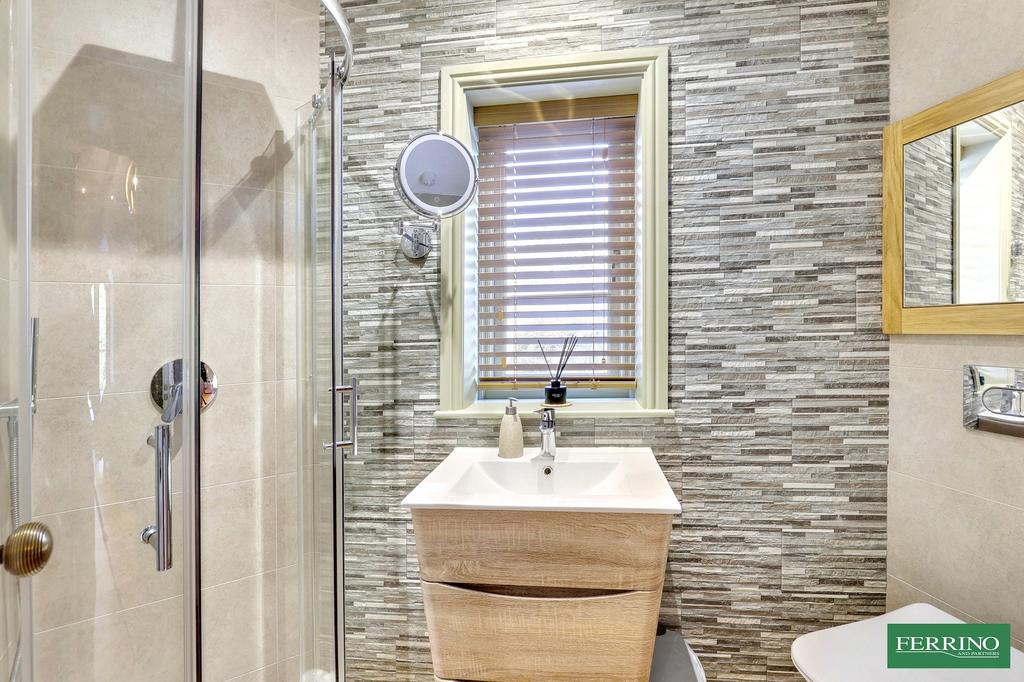 Master En-suite