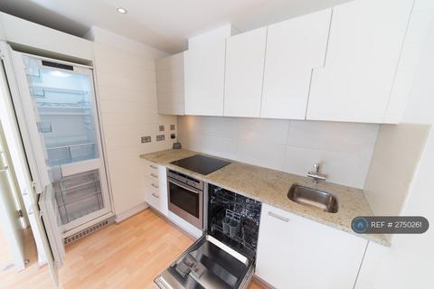 1 bedroom flat to rent, Hutchings Street, London, E14