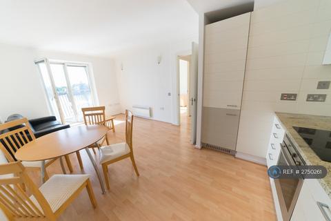 1 bedroom flat to rent, Hutchings Street, London, E14