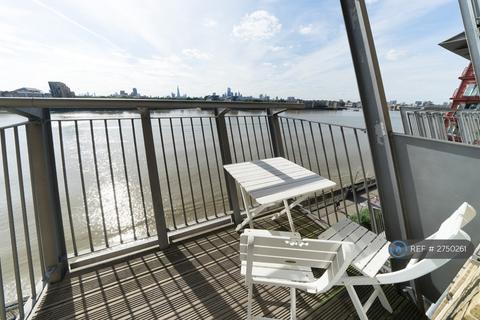 1 bedroom flat to rent, Hutchings Street, London, E14
