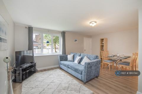 2 bedroom flat to rent, Tullis Gardens, Glasgow, G40