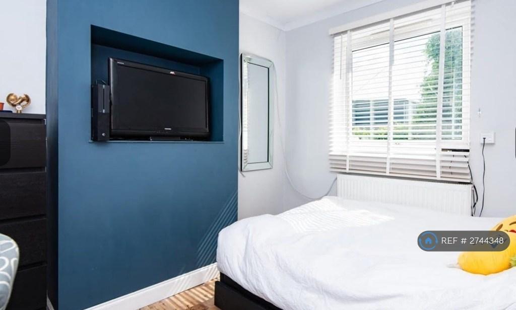 Double Bedroom