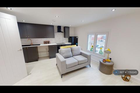 1 bedroom flat to rent, Queen Street, Oldham, OL1